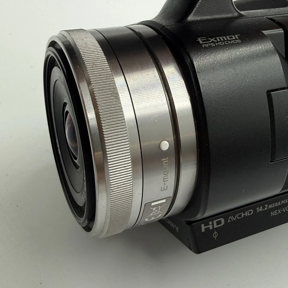 Sony NEX-VG10 HD Handycam E-Mount Camcorder 16mm Lens Tested Battery Case Chrgr